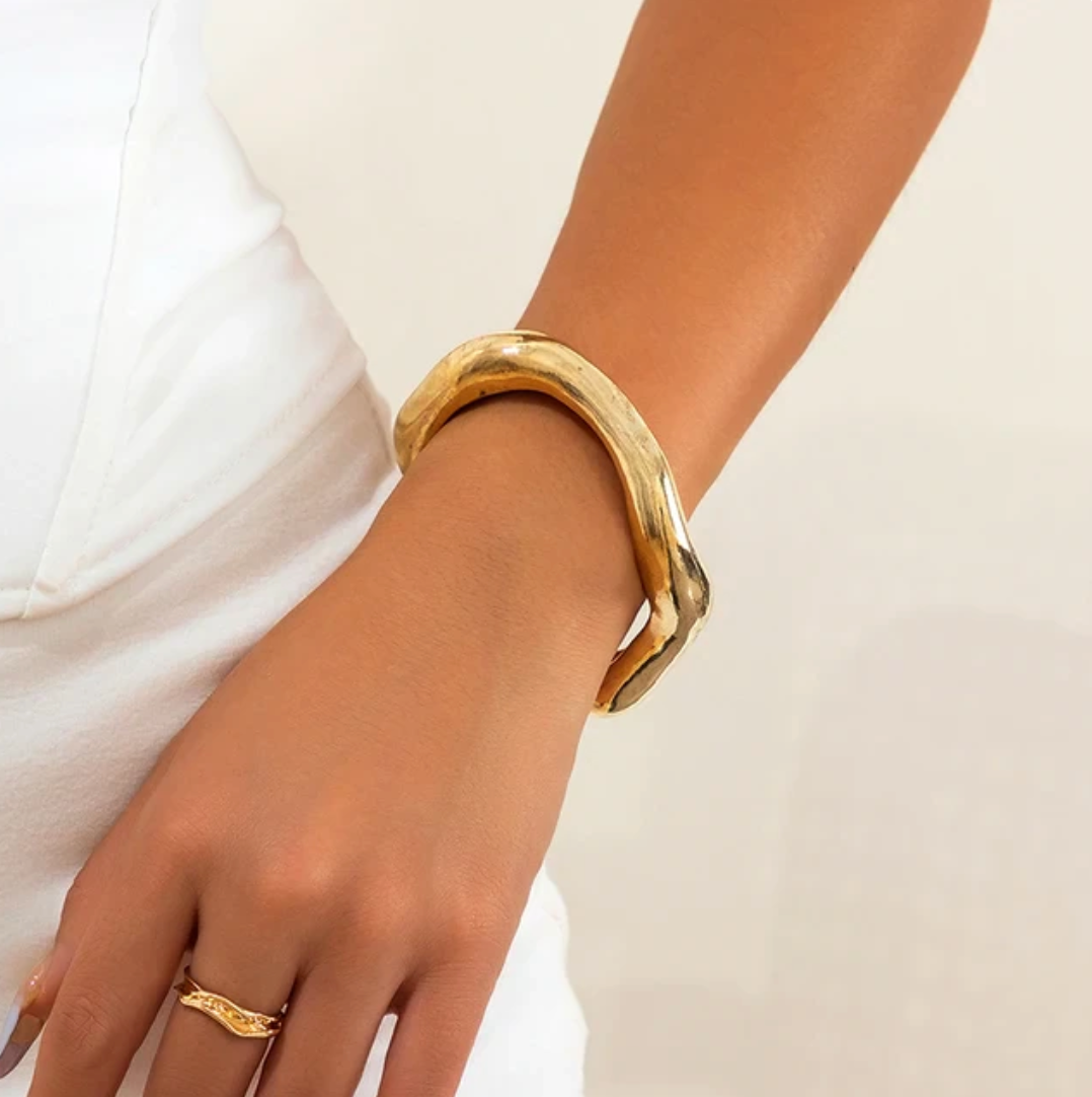 Chunky armband i Boho-stil, pläterat med 18 karats guld