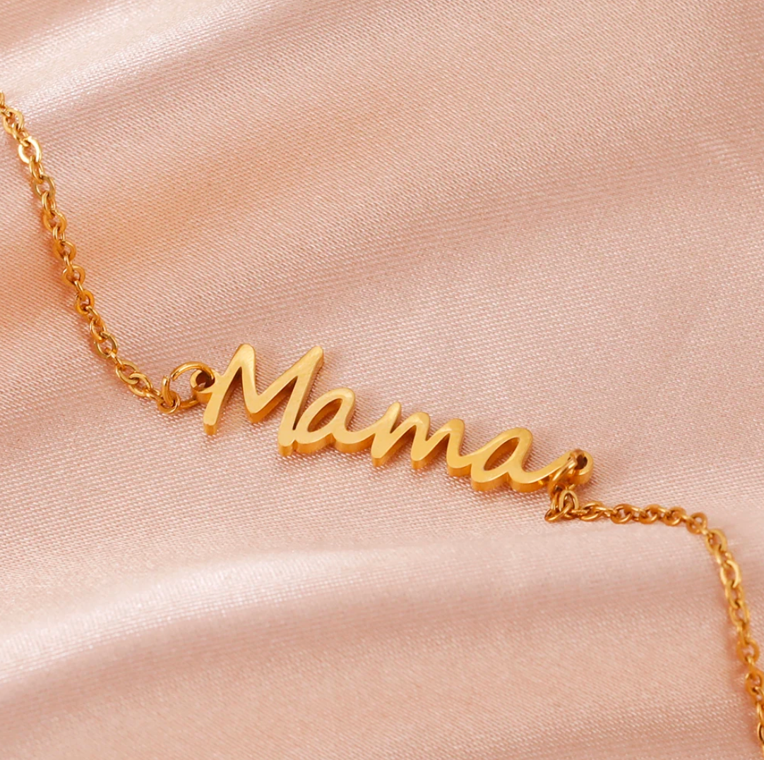 18K guldpläterat dubbelt "mama"-armband med fina pärlor