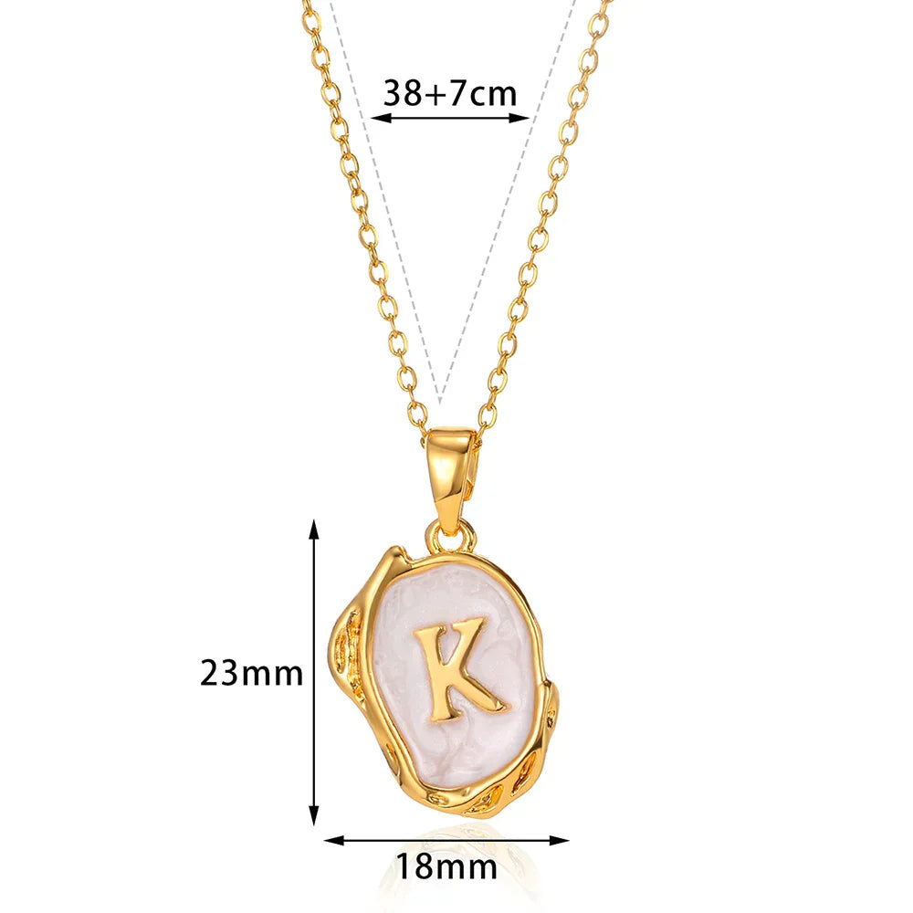 Necklace with Initials from the Bottom of the Sea in 18K Gold Plating White