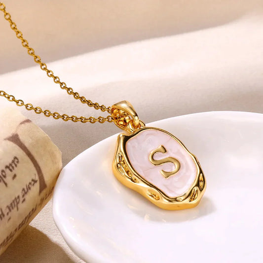 Necklace with Initials from the Bottom of the Sea in 18K Gold Plating White