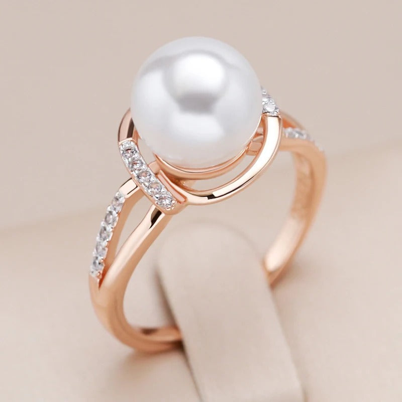 Geometric ring in 18 carat pink gold with pearls and cubic zirconia - AC