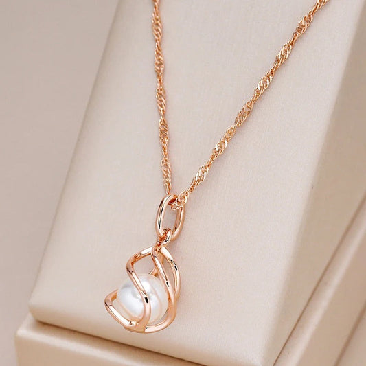 18K Rose Gold Plated Elegant Geometric Hollow Pearl heart pendant Necklace