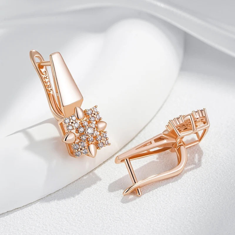 Set of pendant and earrings in square shapes with white zirconia in 18K rose gold plating