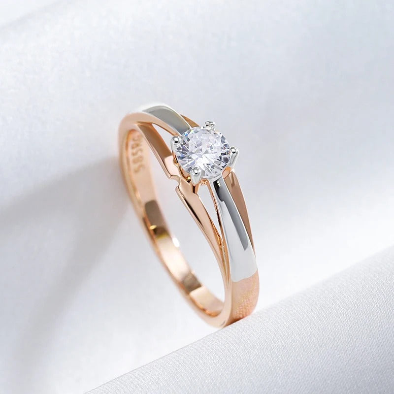 Classic white stone ring with 925 silver and 18K rose gold plating