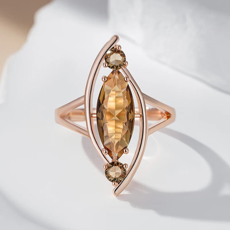 Large ring with light brown natural zirconia plated in 18 carat pink gold - AC