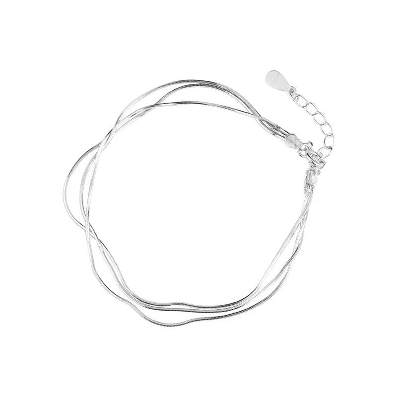 Fine and elegant 925 silver bracelet