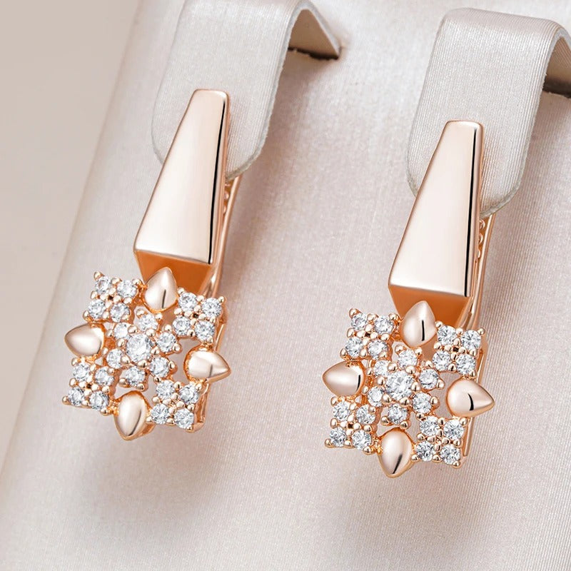 Set of pendant and earrings in square shapes with white zirconia in 18K rose gold plating